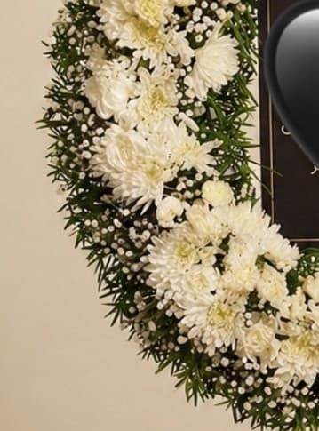 Eternal Serenity Standing Wreath photo 2