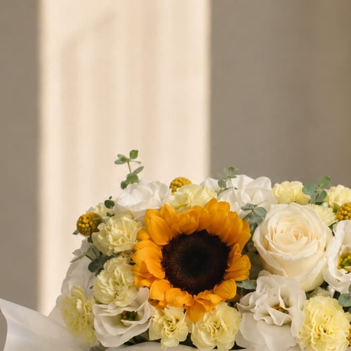 Golden Horizon Arrangement photo 2