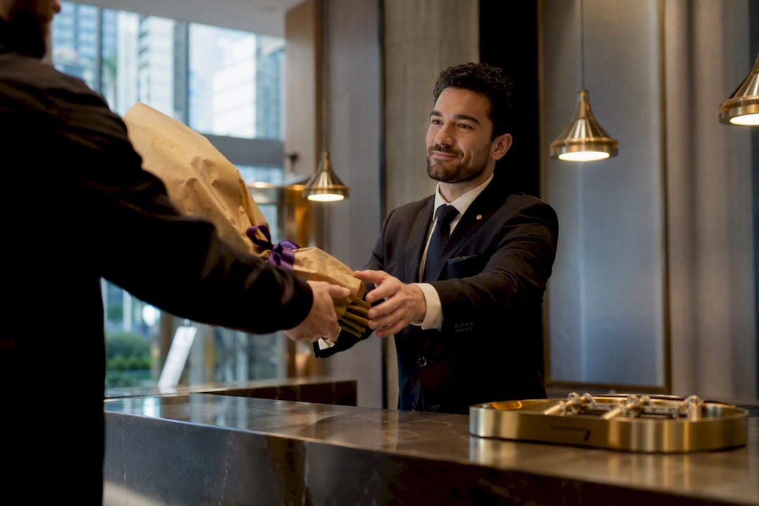 5 Checks to Make Hotel Flower Deliveries Work in Vancouver